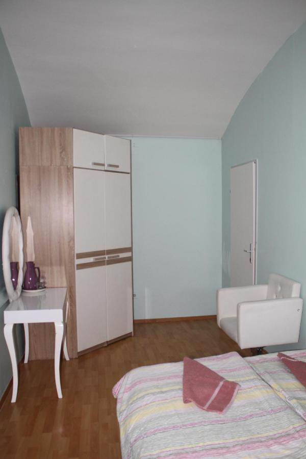 Stadtpark Rooms Wien Ngoại thất bức ảnh